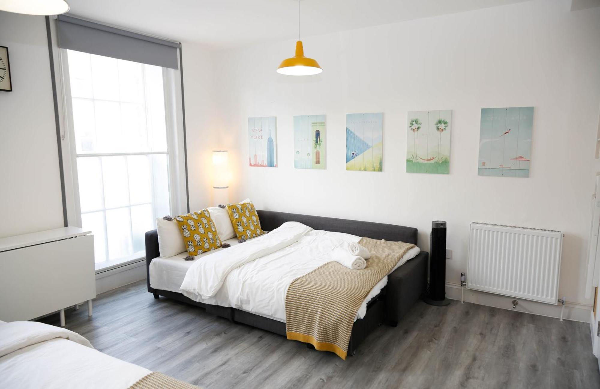 Luxury Rooms In Camden Town Near Shops, Cafes, Bars & Metro With Shared Bathrooms London Exterior photo